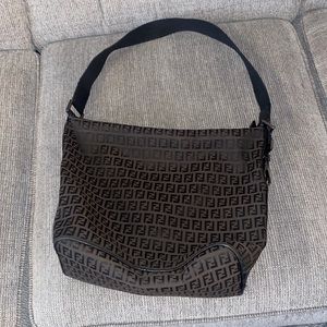 Like new vintage Fendi zucchino shoulder bag in black/brown with long strap